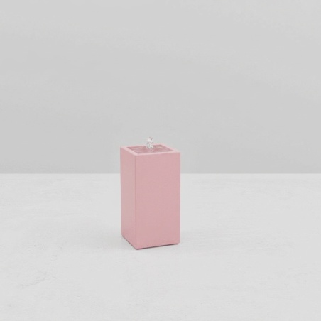 HIGH SQUARE WATER TABLE TRENDY