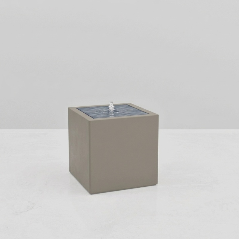 TABLE D'EAU ALUMINIUM CARREE pour paysagistes et collectivité