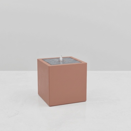 SQUARE WATER TABLE TRENDY