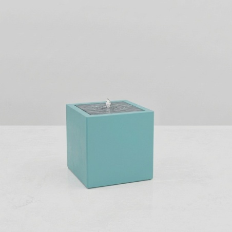 SQUARE WATER TABLE TRENDY