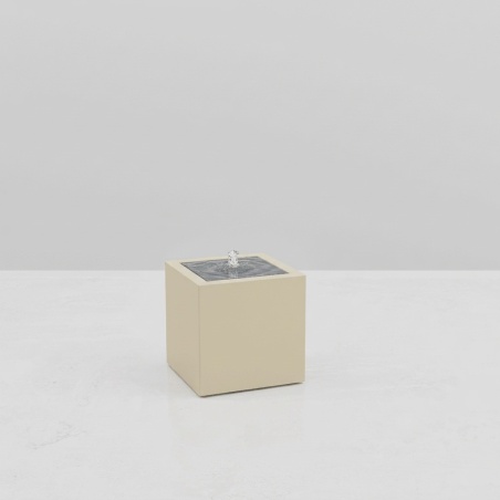 SQUARE WATER TABLE TRENDY