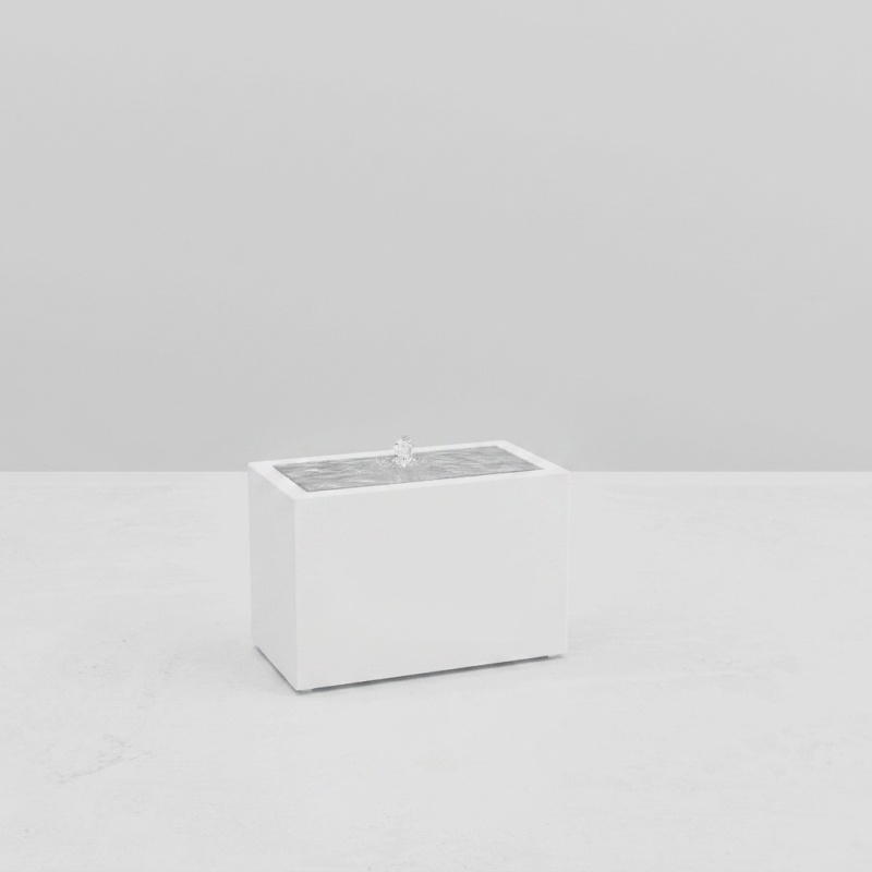 RECTANGULAR WATER TABLE