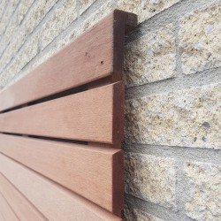 EXOTISCH HOUTEN PANEEL LINEA 180X180CM voor landschapsarchitect en gemeenten