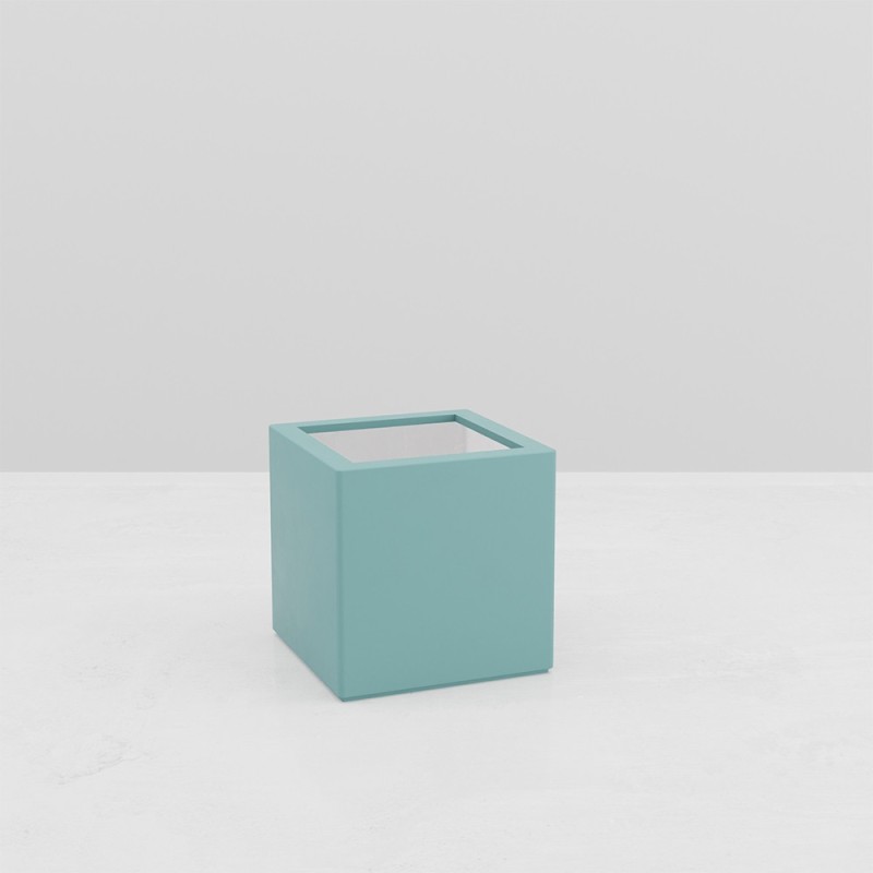 EOS Square Planter for Landscapers and Communities EOS Square Planter for Landscapers and Communities