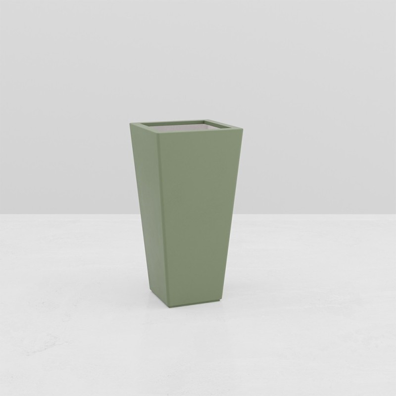 JARDINIERE PYRAMIDALE ARES pour paysagistes et collectivités JARDINIERE PYRAMIDALE ARES pour paysagistes et collectivités