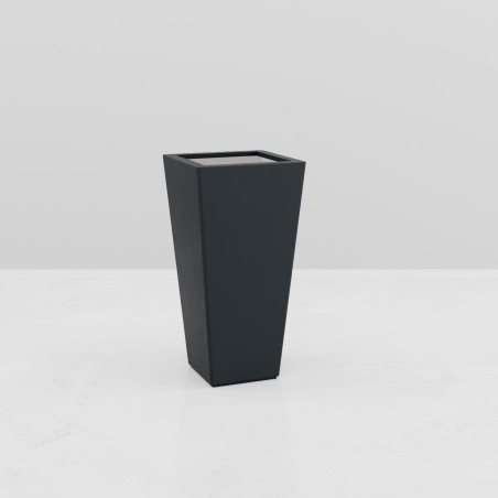 PYRAMIDAL PLANTER ARES