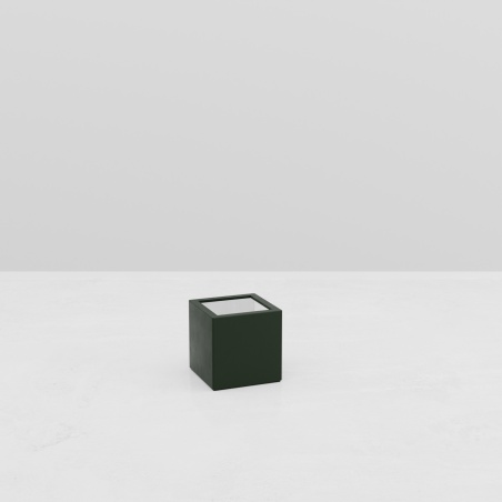 JARDINIERE CARREE EOS pour paysagistes et collectivités