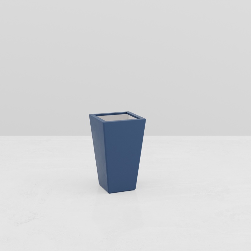 PIRAMIDALE PLANTENBAK ARES voor landschapsarchitecten en gemeenten