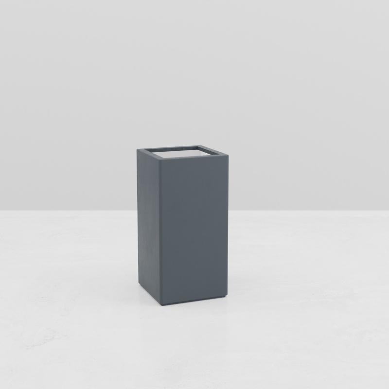 TALL SQUARE PLANTER CHLORIS TALL SQUARE PLANTER CHLORIS