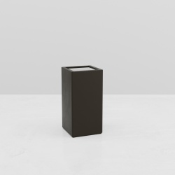 TALL SQUARE PLANTER CHLORIS
